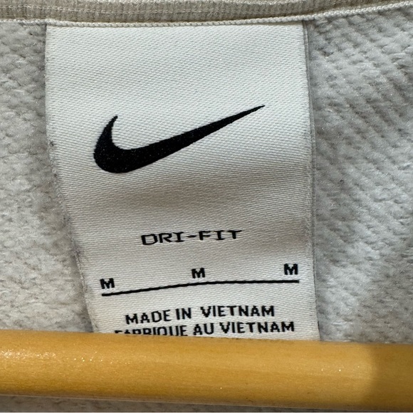 Nike Standard Issue Cropped Hoodie Gray FLY Dri-Fit Boxy Sweatshirt M - Picture 8 of 11